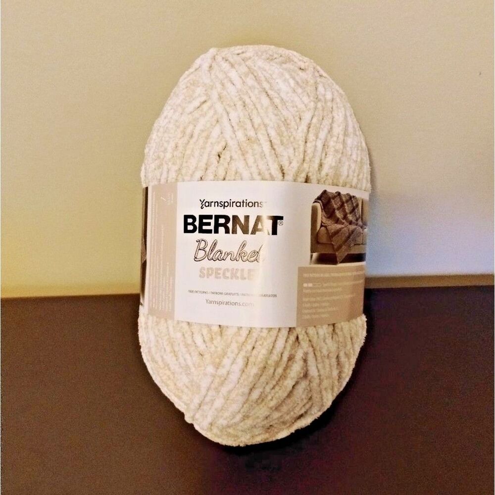 Bernat Blanket Speckle Yarn, Cream, Super Bulky (6), 10.5oz 220 yd - NEW